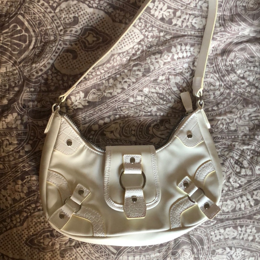 white h&m y2k style mini bag